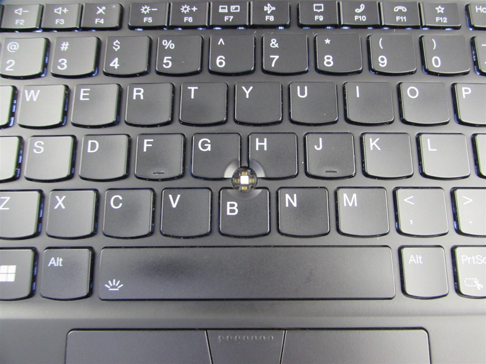 LENOVO THINKPAD X1 CARBON (9TH GEN) CORE I7-1185G7 NO SSD 16GB RAM NO O.S