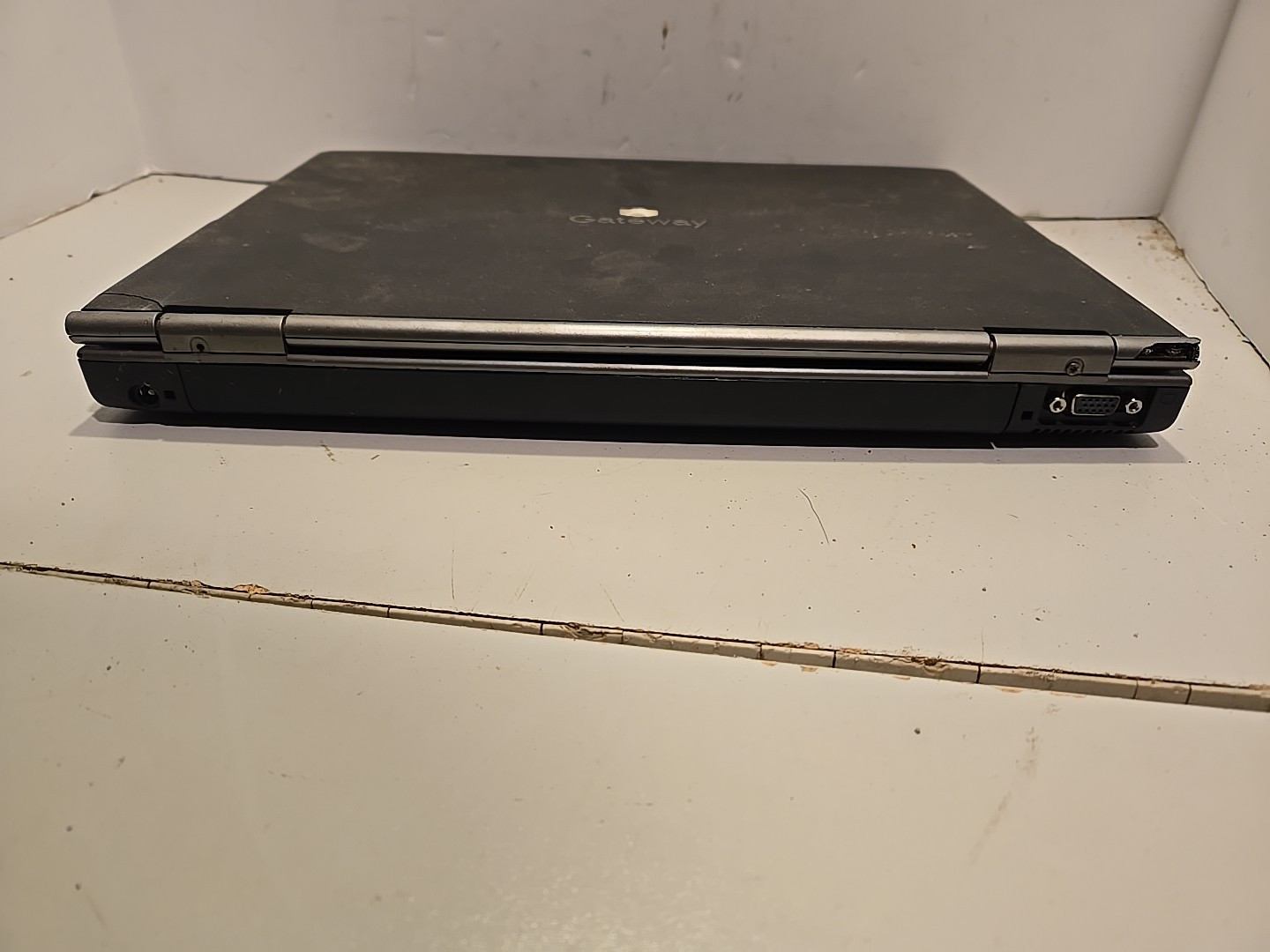 Gateway Laptop Model MA7 No Charger Not Sure If Working Or Not