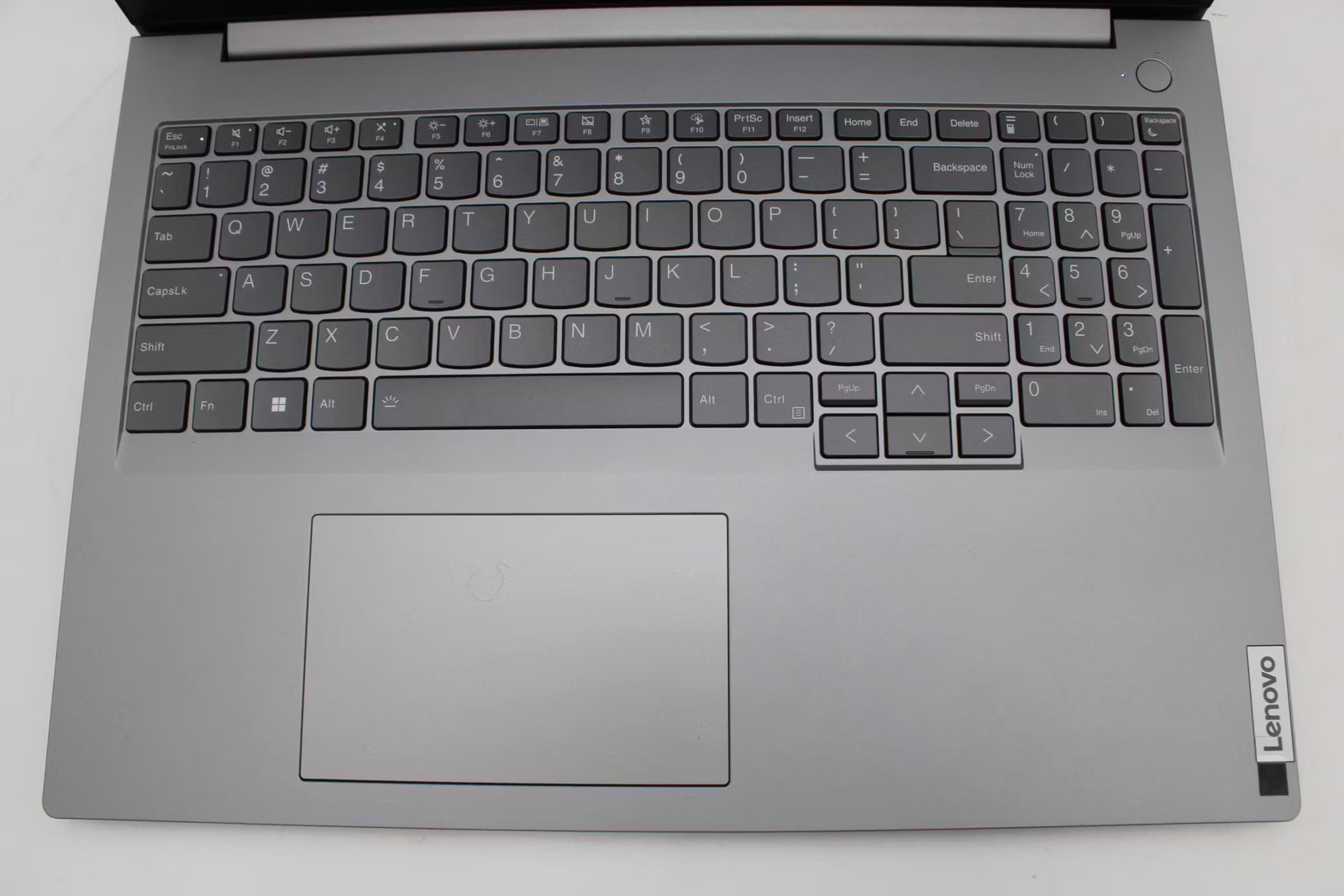 Lenovo ThinkBook 16 G6 IRL 16″ i5-1335U, 256GB NVMe, 16GB RAM
