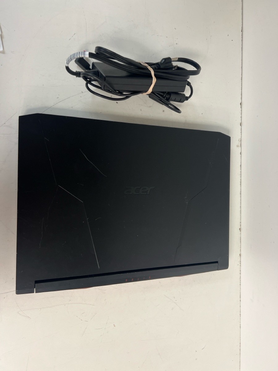 ACER NITRO 5 AN517-54-79L1 16gb ram, 120gb ssd , intel i7 (P24035863)