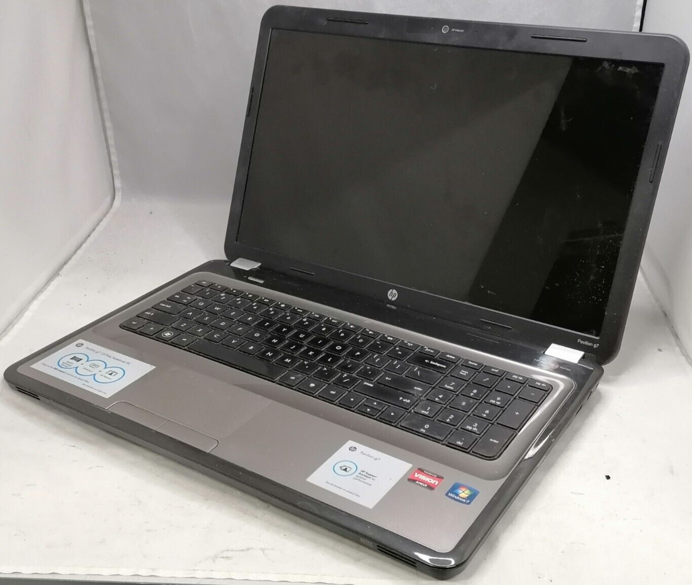 FOR PARTS 17.3″ HP Pavilion g7-1075dx (AMD Phenom II X2 P650/NO RAM/NO HDD)