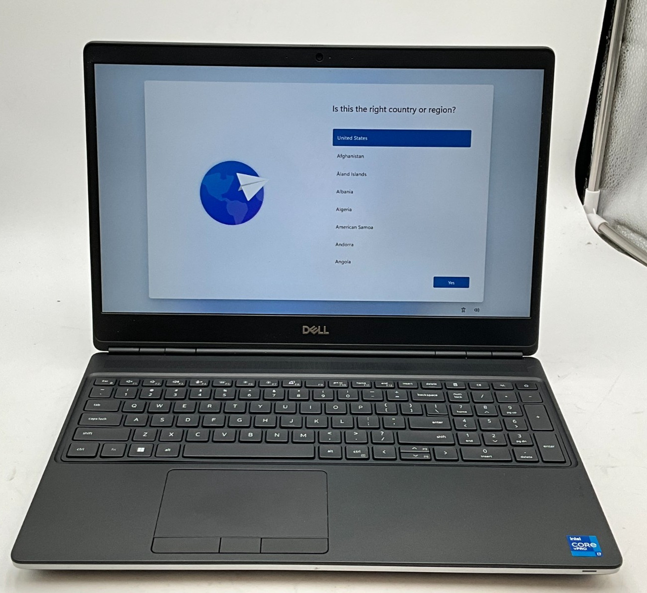 DELL Precision 7560 i7-11850H 2.50 32GB 1tb T1200 15.6″ WIN11 laptop C5F57M3