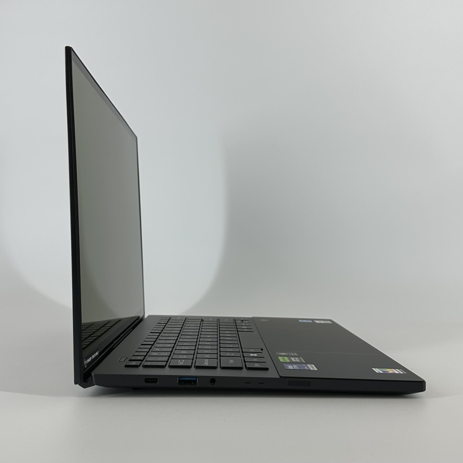 Acer Predator Triton 14 AI 14 120Hz TOUCH 3.3GHz Ultra 9 288V 32GB 2TB RTX 5070