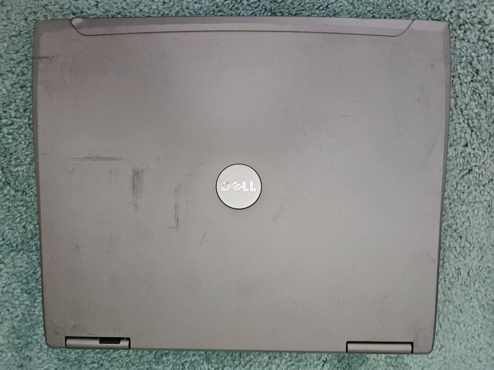 Dell Latitude D610 Laptop! 512MB RAM | Pentium M!