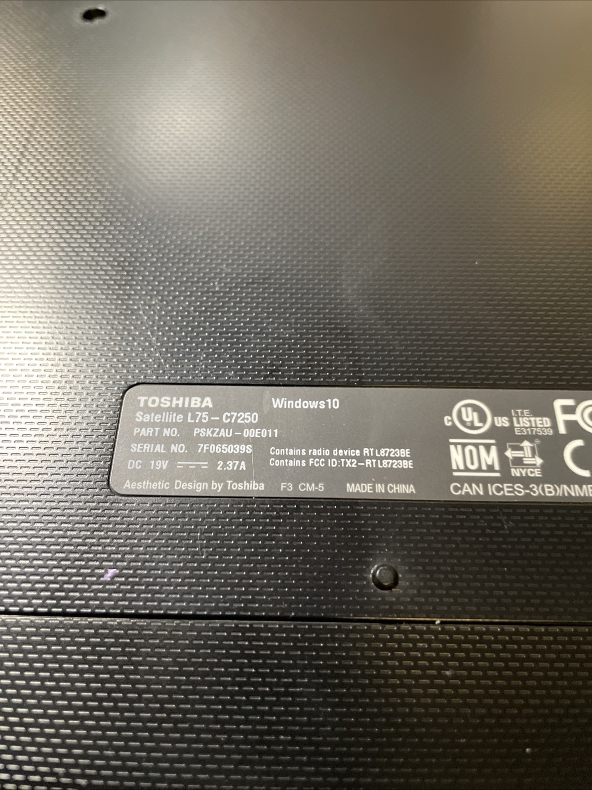 Toshiba Satellite L75-C7250 Intel i3-4005U 1.7GHz 6 GB 500 GB HDD