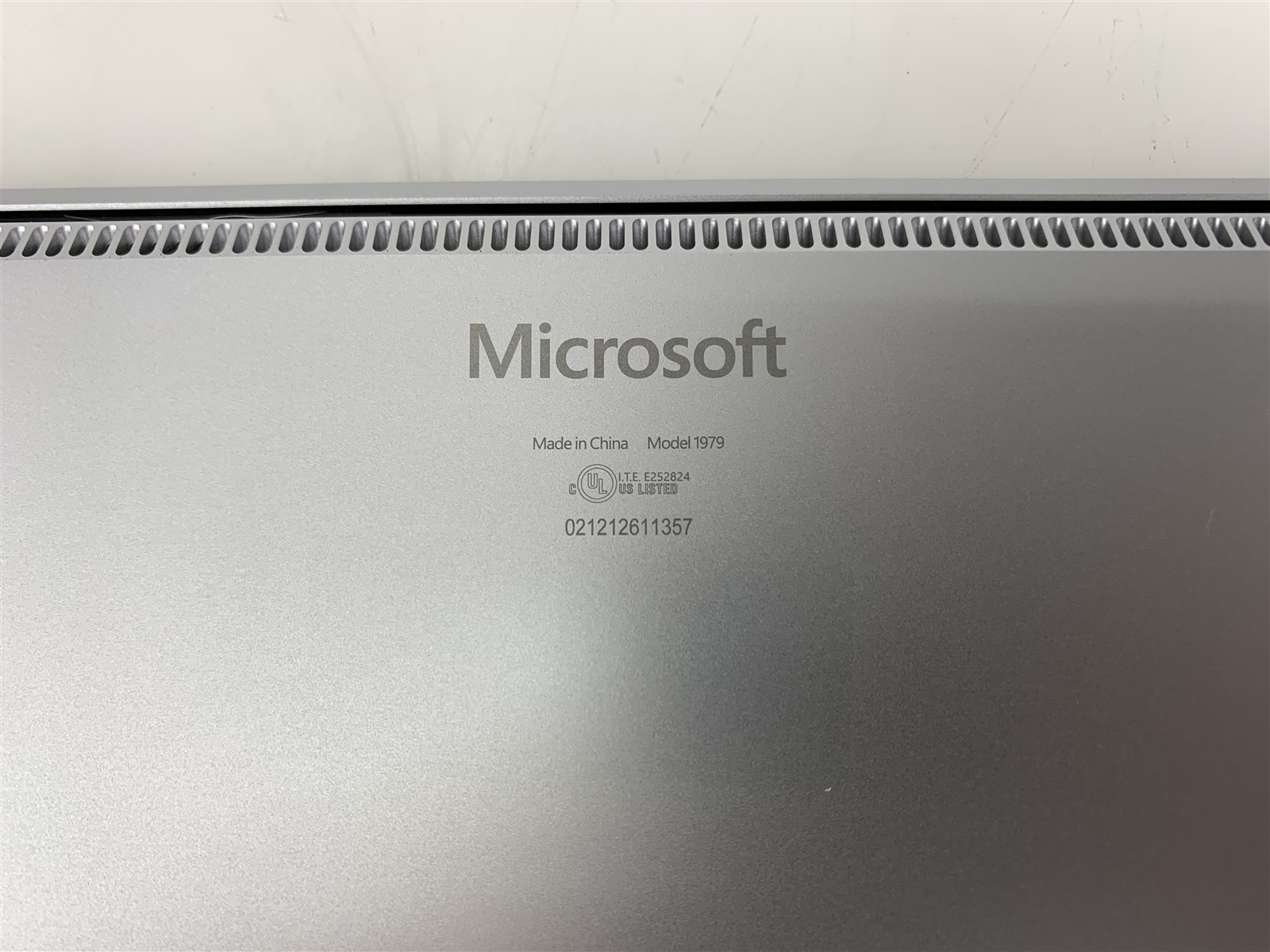 Microsoft Surface Laptop 4 1979 i7-1185G7 3.00GHz 16GB RAM 256GB NVMe Win 11 Pro