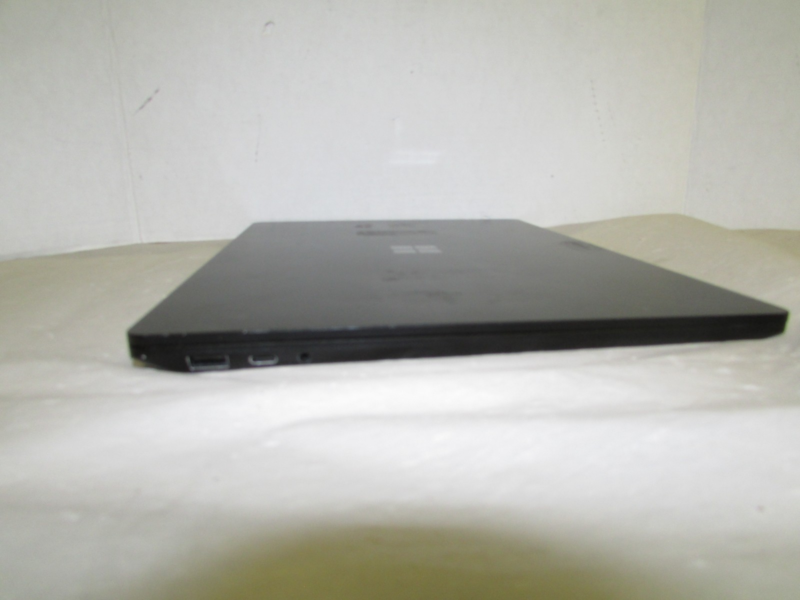 Microsoft Surface Laptop 3 1872 I7-1065G7 1.3GHz 16GB 512GB CRACKED GLASS