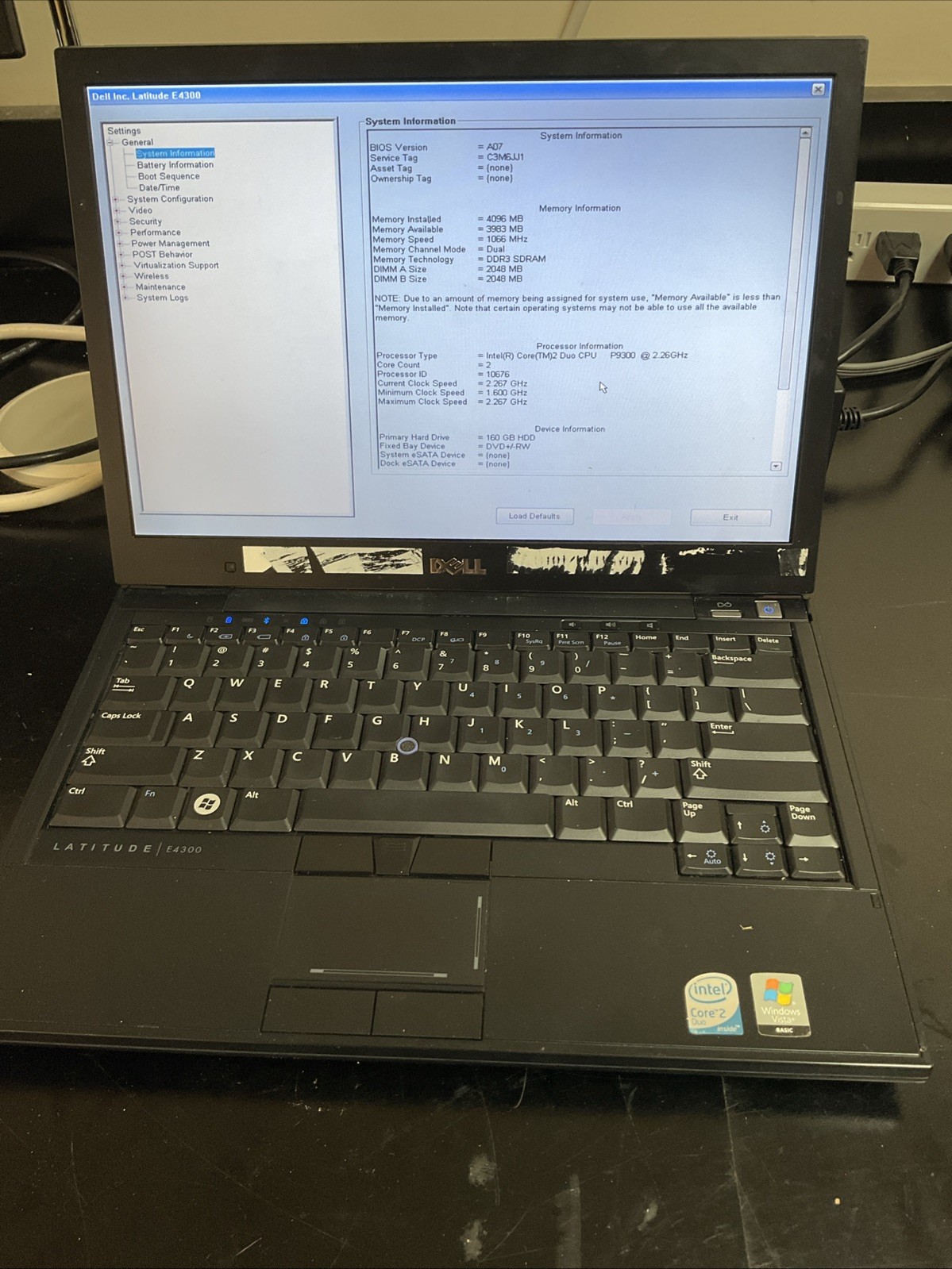 Dell Latitude E4300 Laptop Intel Core 2 P9300 2.26GHz