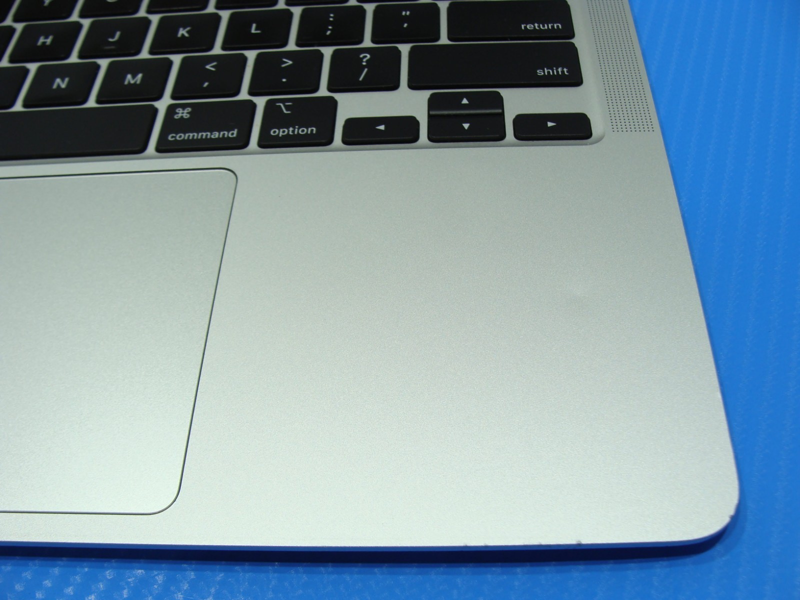 Apple MacBook Air 13″ A2179 (2020) i3-1000NG4 1.1GHz 8GB 256GB SSD MWTJ2LL/A +PA