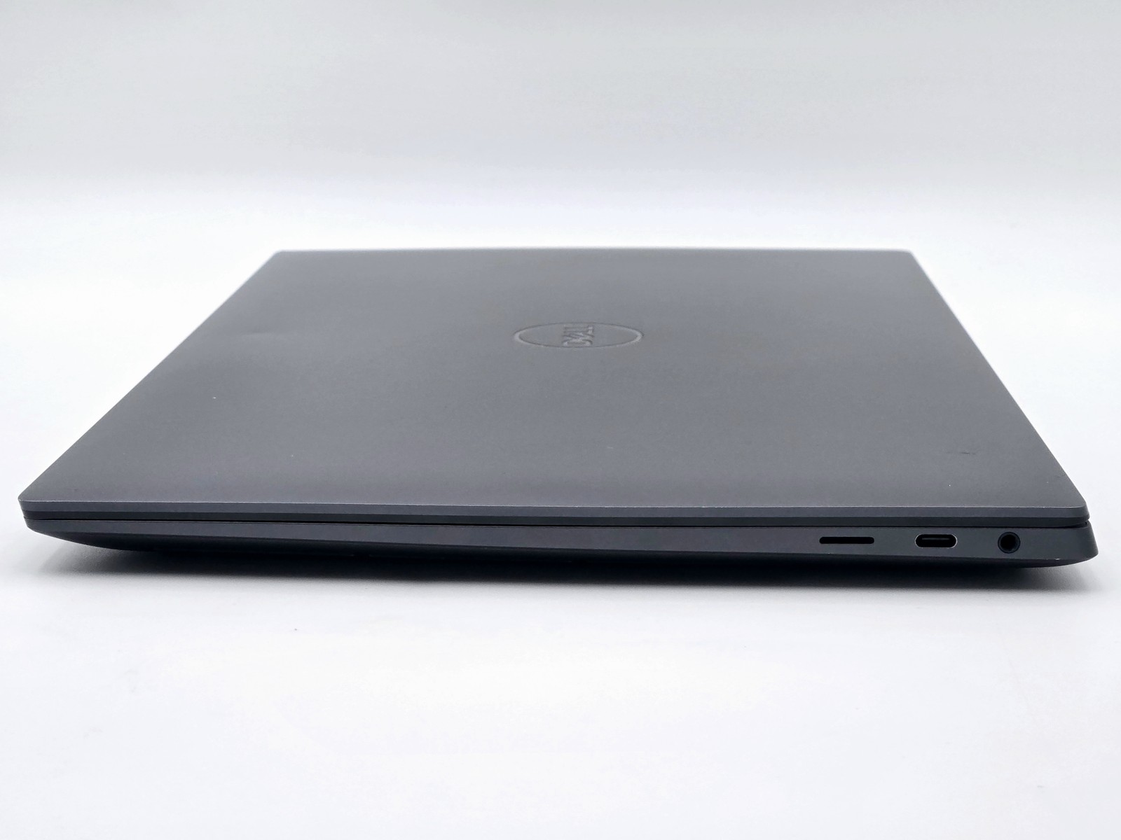 Dell XPS 16 9640 16″ FHD+ ULTRA 9 185H 512GB 32GB W11P RTX 4060 Backlit 120Hz