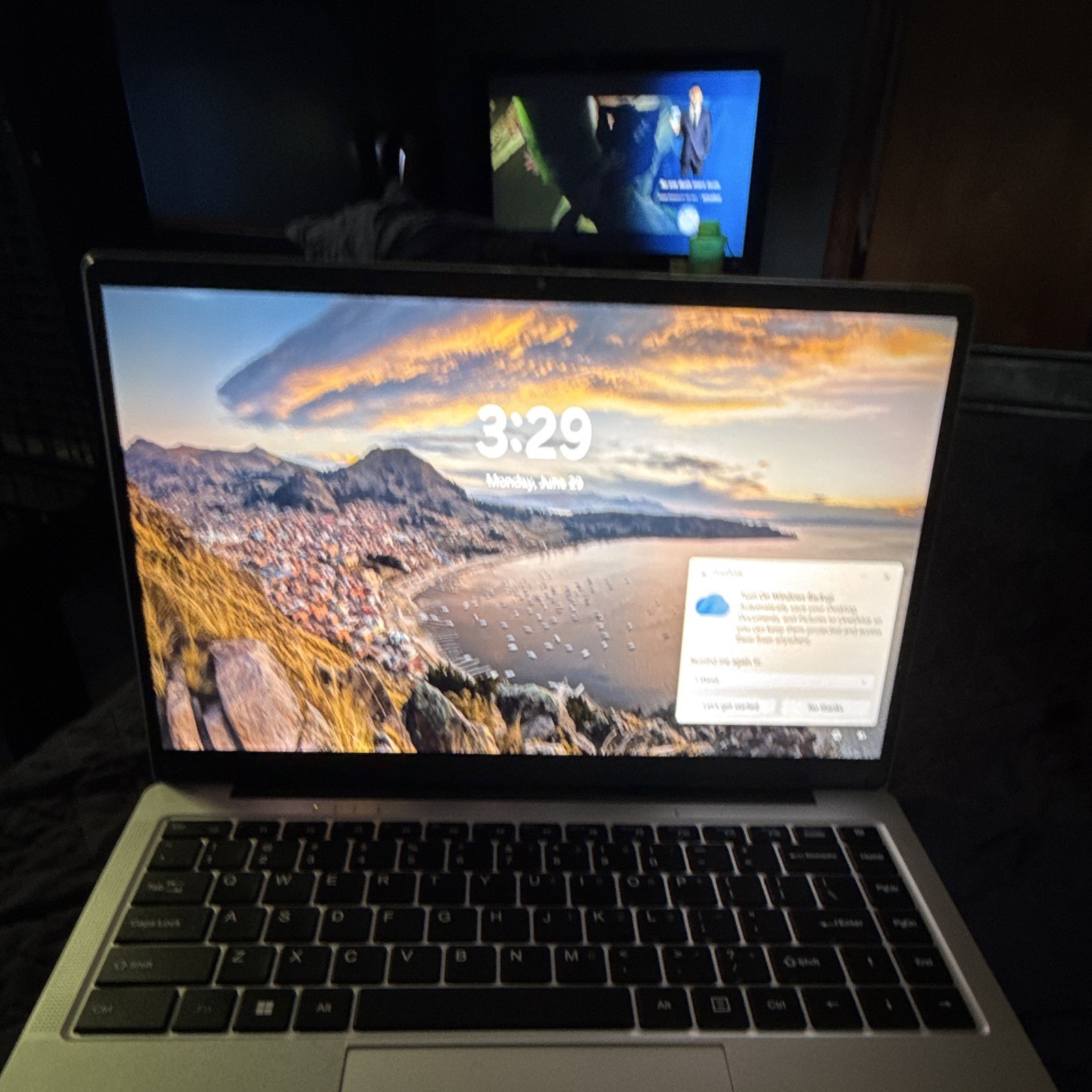 Auusda A146G 14″ Windows Laptop Intel Celeron 6GB RAM 128GB SSD Silver
