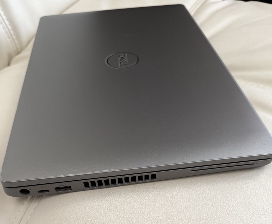 Dell Latitude 5510 15.6″ Laptop Core i7 10th Gen 24GB RAM 256GB SSD Win 11 Pro