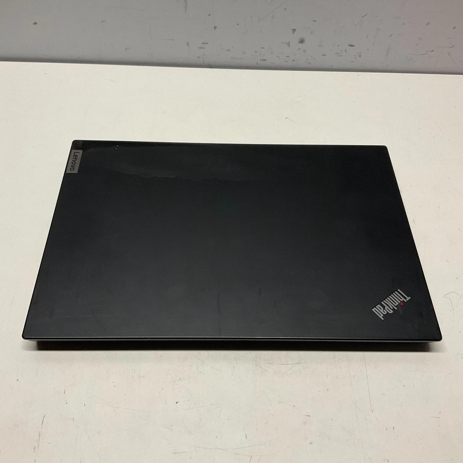 ThinkPad P15v i7-10750H 32GB 1TB NVMe Quadro P620 Win 11 Office 2024