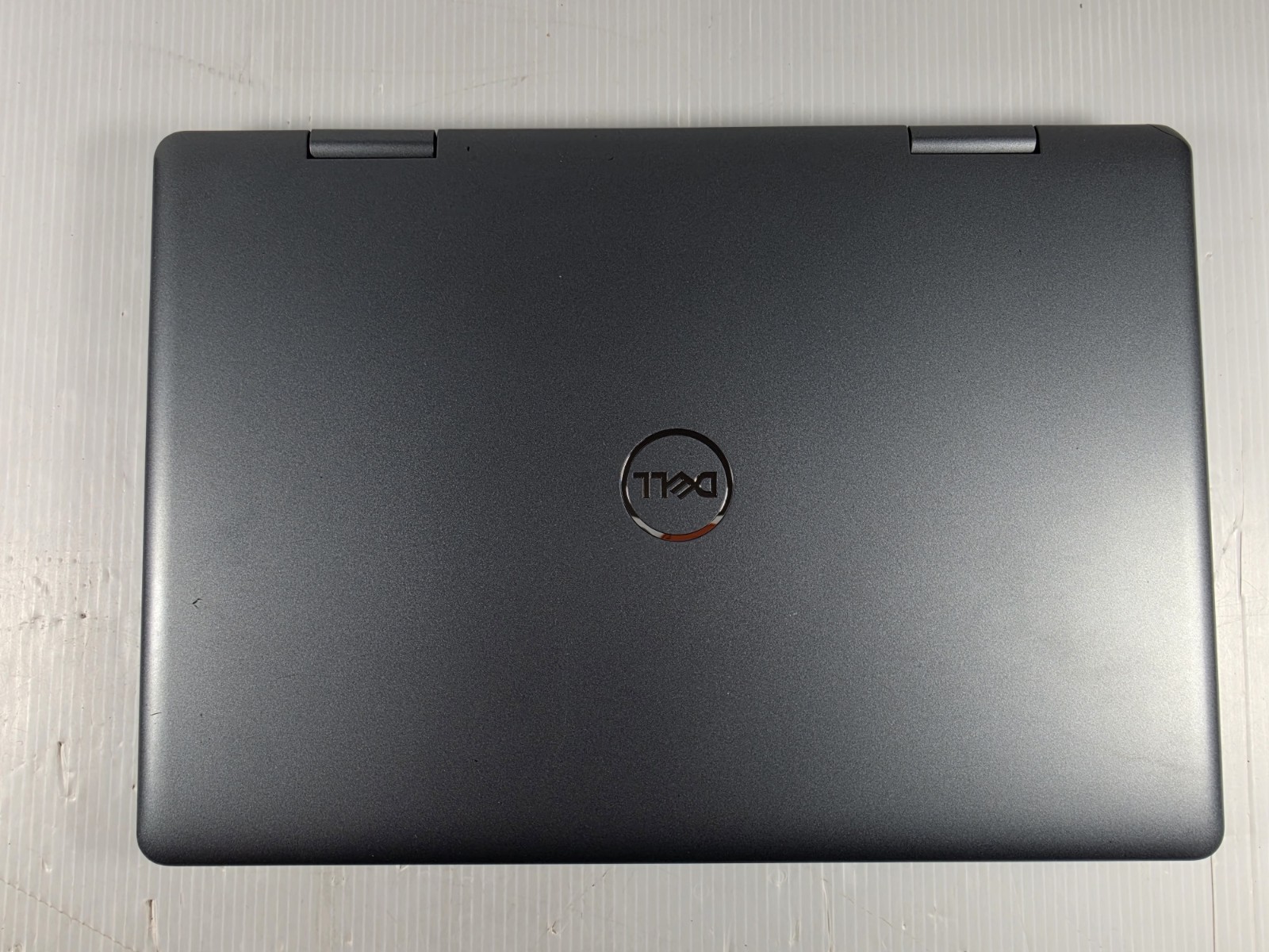 DELL Inspiron 5482 2-in-1 14″ Touchscreen I3-8145U 128GB SSD 8GB RAM Windows 11