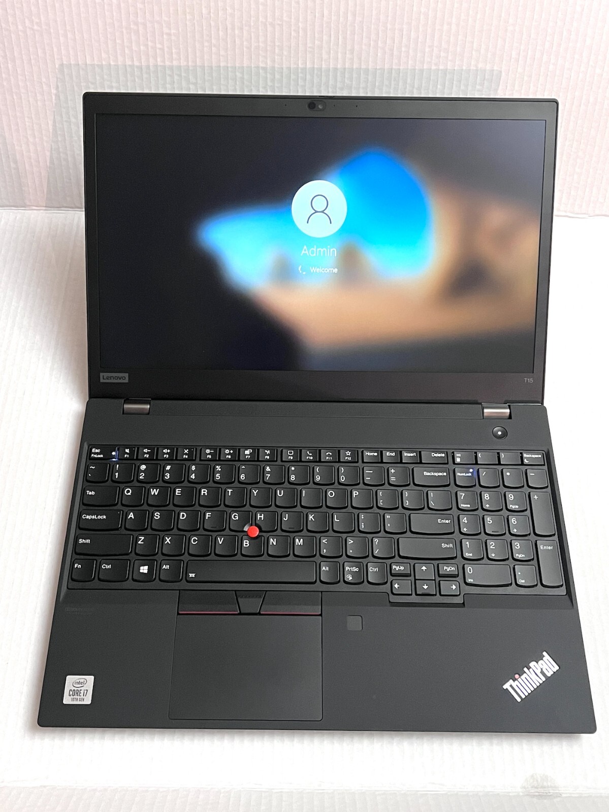 Lenovo T15 20S6-CT01WW Core i7-10510u 16GB 512GB 15.6″ – Warranty July 24