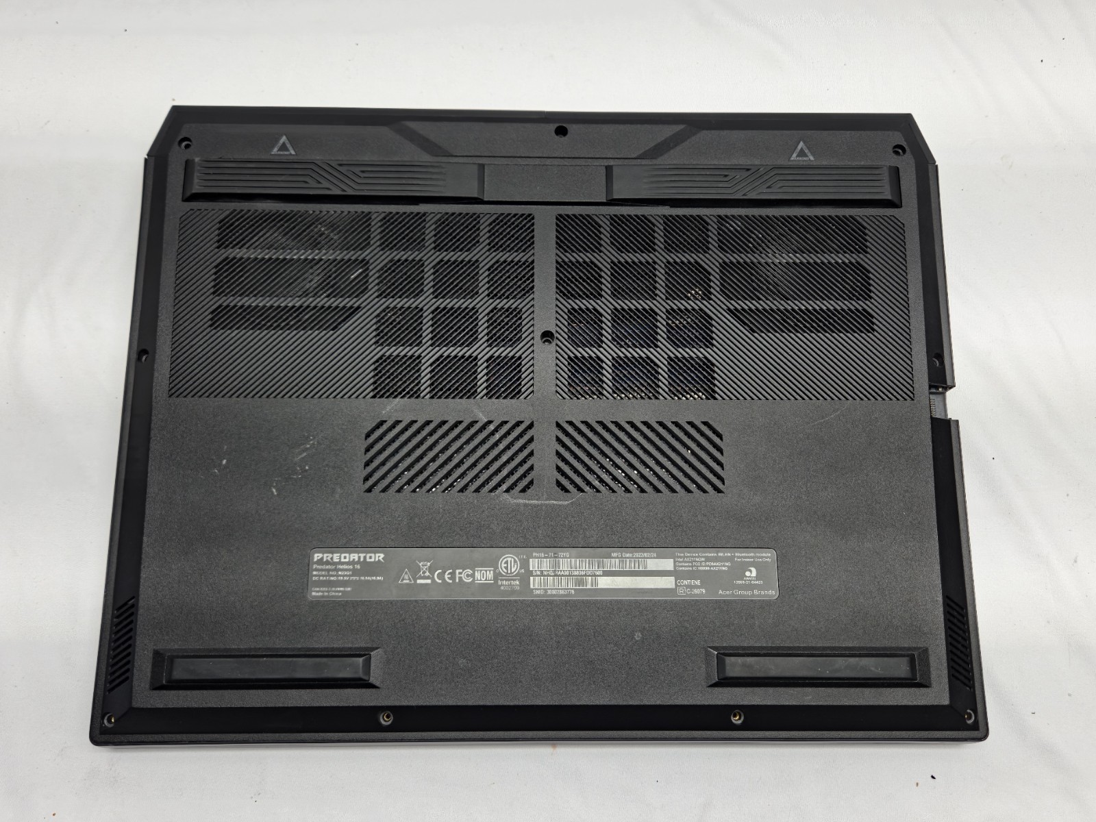 Acer Predator Helios 16 240Hz QHD+ i7-13700HX RTX 4070 Gaming Bad Motherboard
