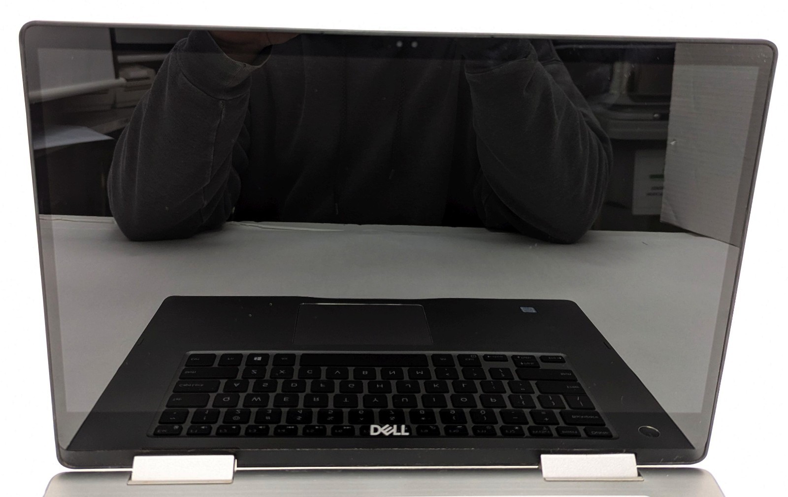 Dell Inspiron 7573 2-in-1 15.6″ Laptop i5-8250U 1.60GHz 8GB RAM POWER ISSUE