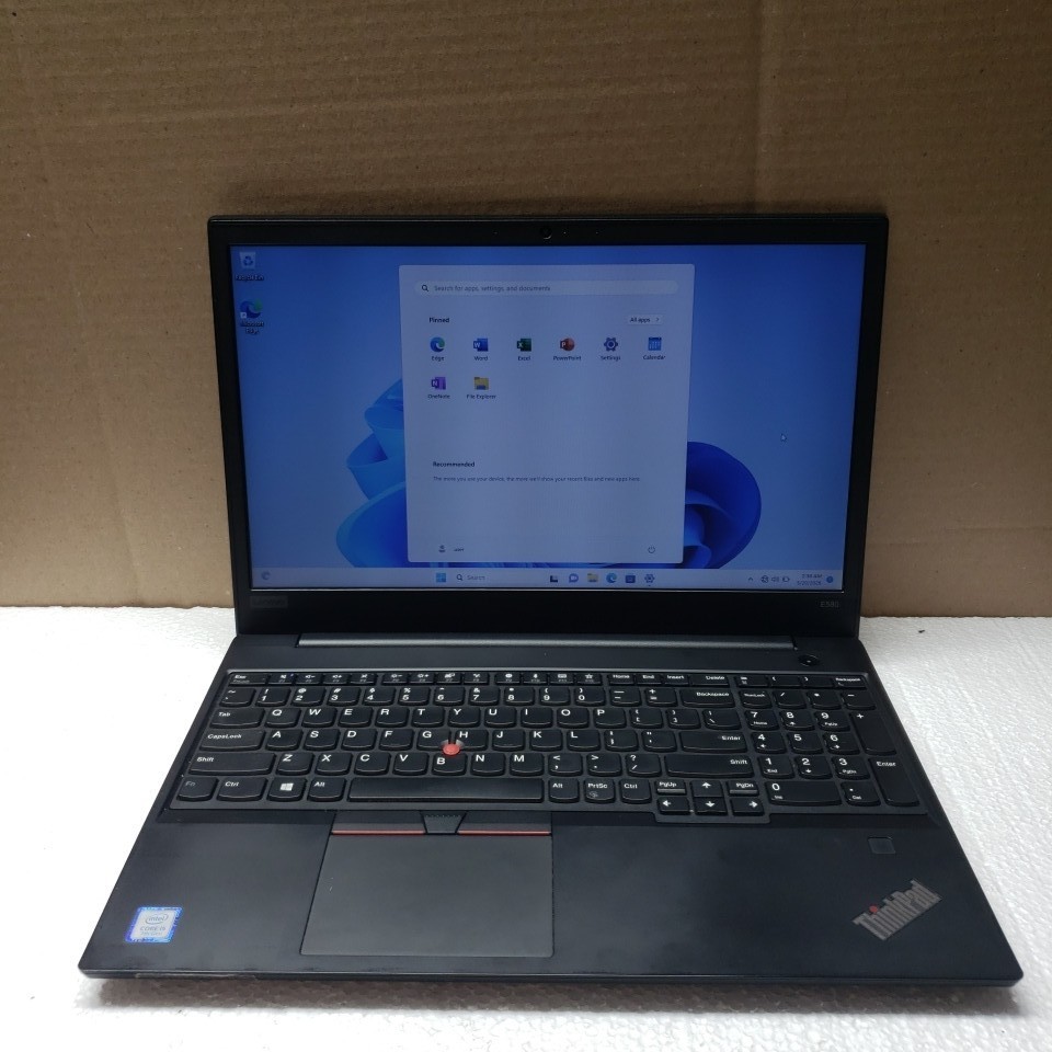 Lenovo ThinkPad E580 – 15.6″ HD, 2.5GHz i5, 8GB RAM, 256GB SSD, Windows 11