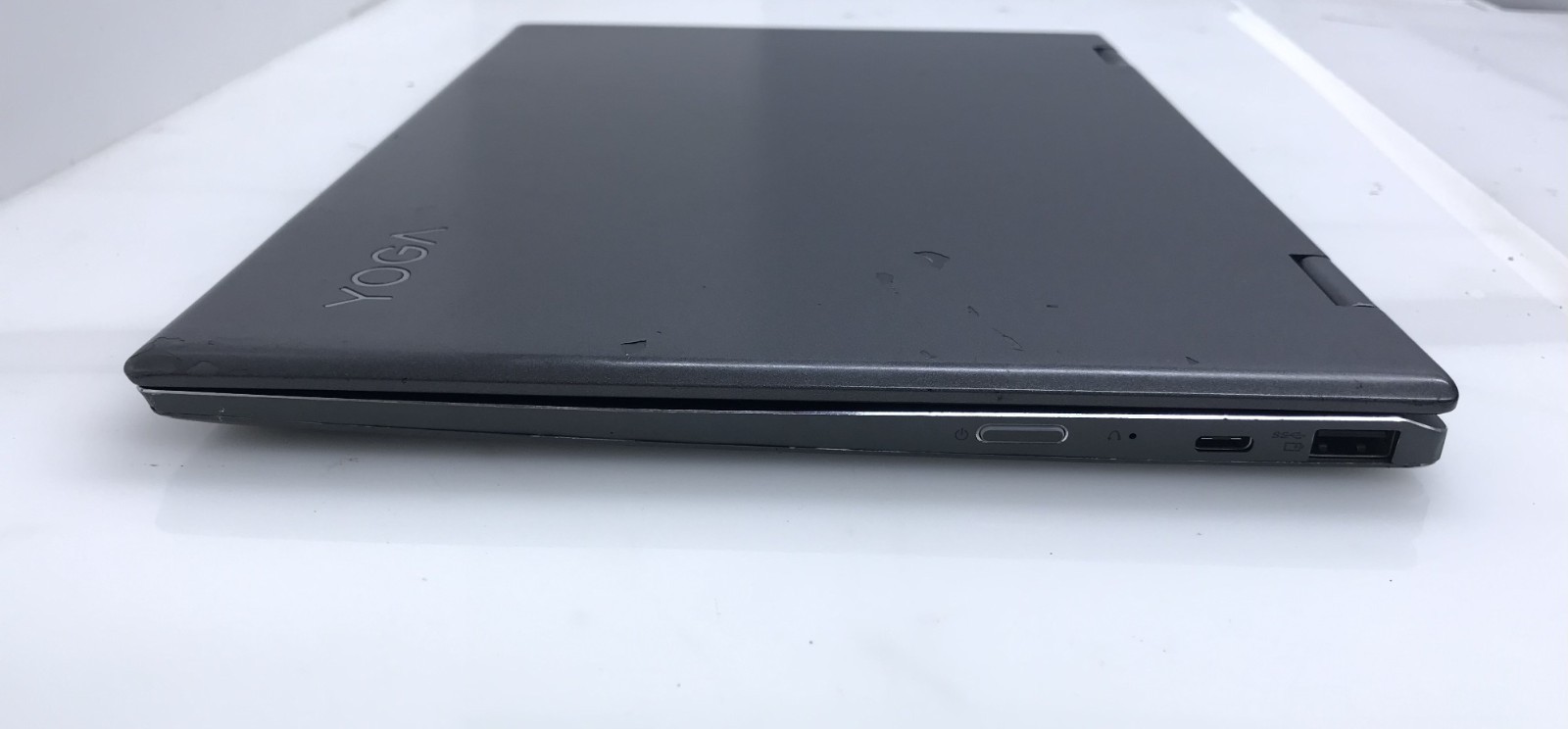 LENOVO YOGA 720-121KB i5-7200U@2.50GHz 8GB RAM 256GB NVMe *READ