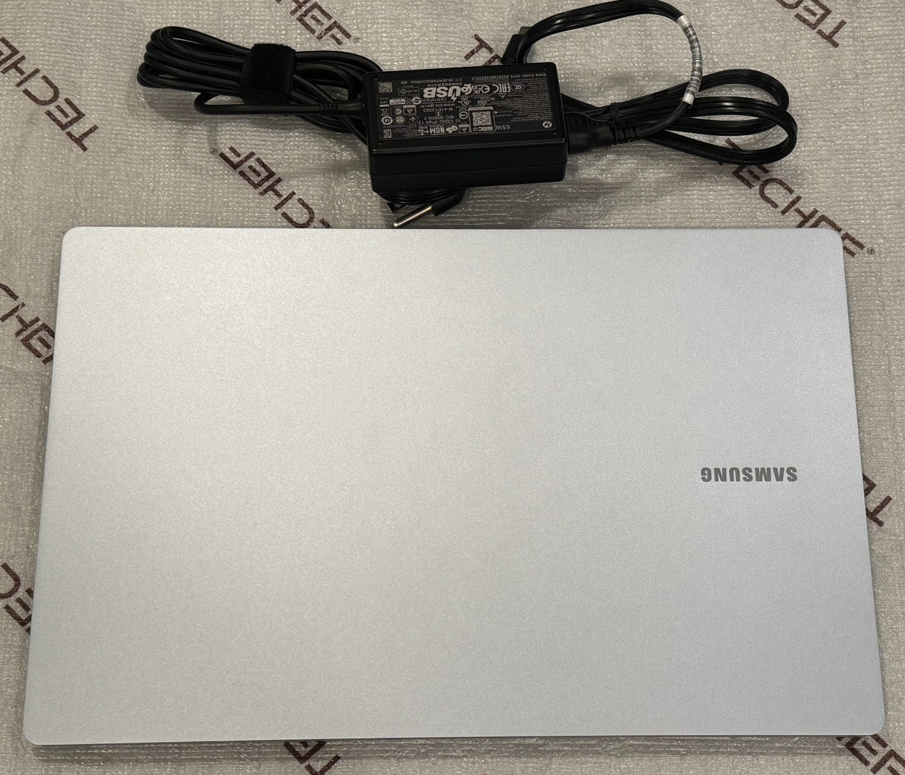 Samsung Galaxy Book4 Edge 15.6″ FHD Laptop Snapdragon X Plus 16GB RAM 512GB SSD