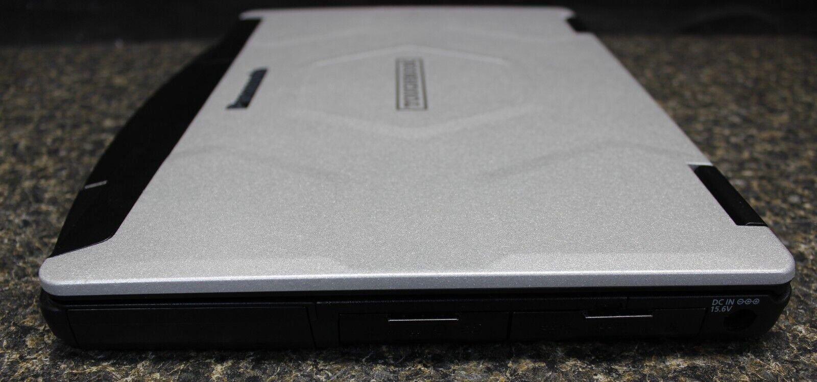 Panasonic Toughbook CF-54 I5-7300U 500GB SSD-16GB DDR4 Win10Pro-NO PWR Adapter
