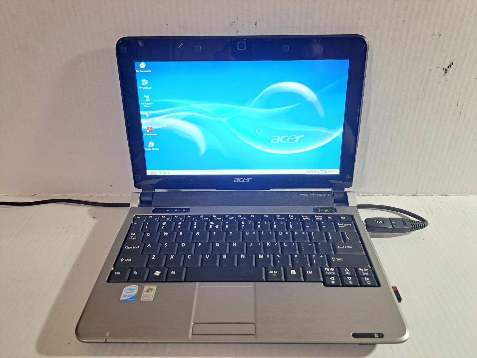 ACER ASPIRE ONE KAV10 LAPTOP PC INTEL 1GM RAM 320GB HDD WINDOWS XP PARTS ONLY