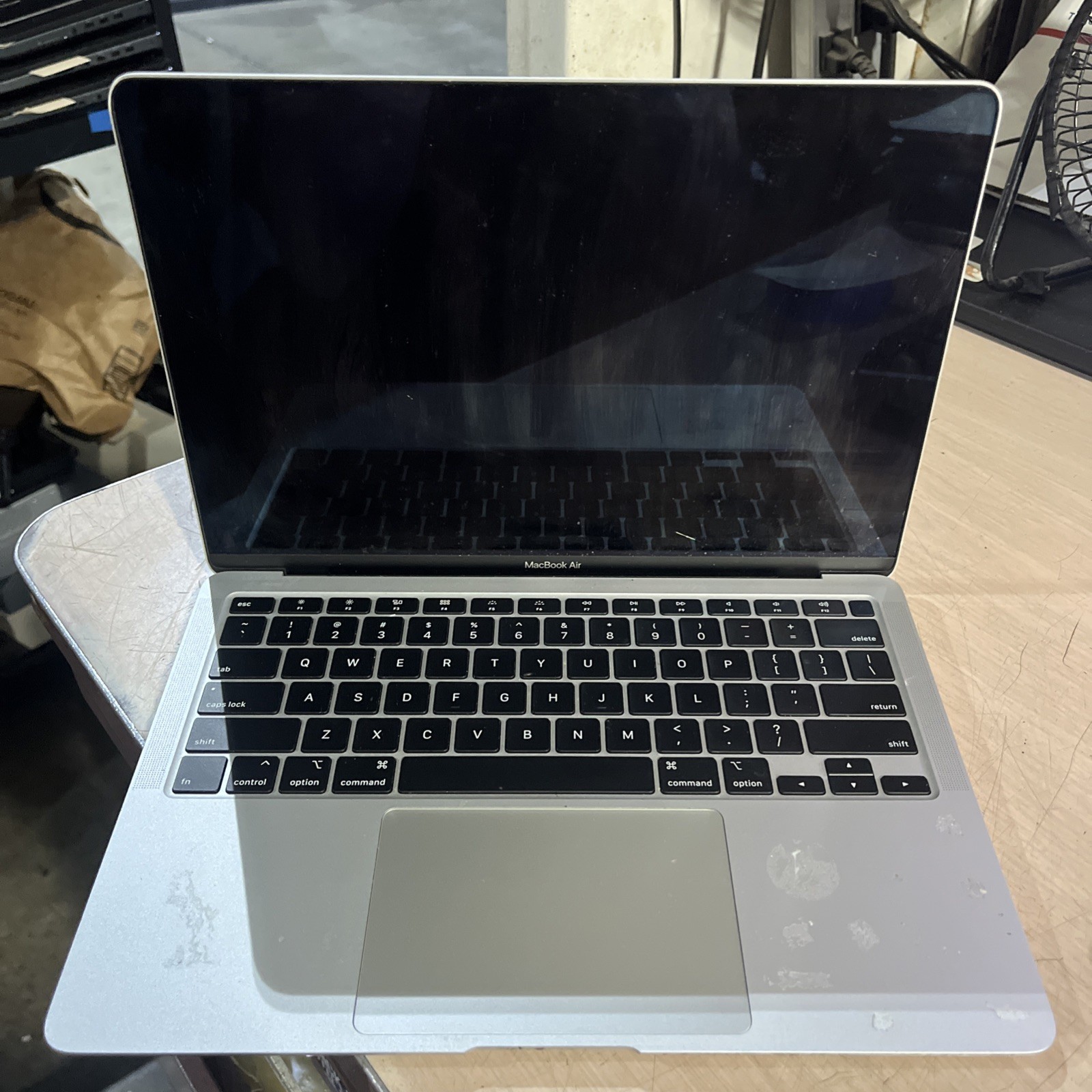 APPLE MACBOOK AIR 13″ SCISSOR, 2020 CORE I3-1000NG4 1.1GHZ 8GB RAM 256SSD /