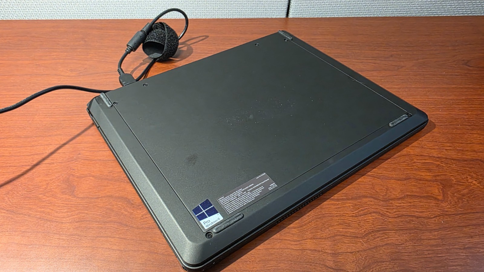 Lenovo ThinkPad Helix Ultrabook 2-in-1 Intel Core i5-3427U, 4gb RAM, 180gb HD