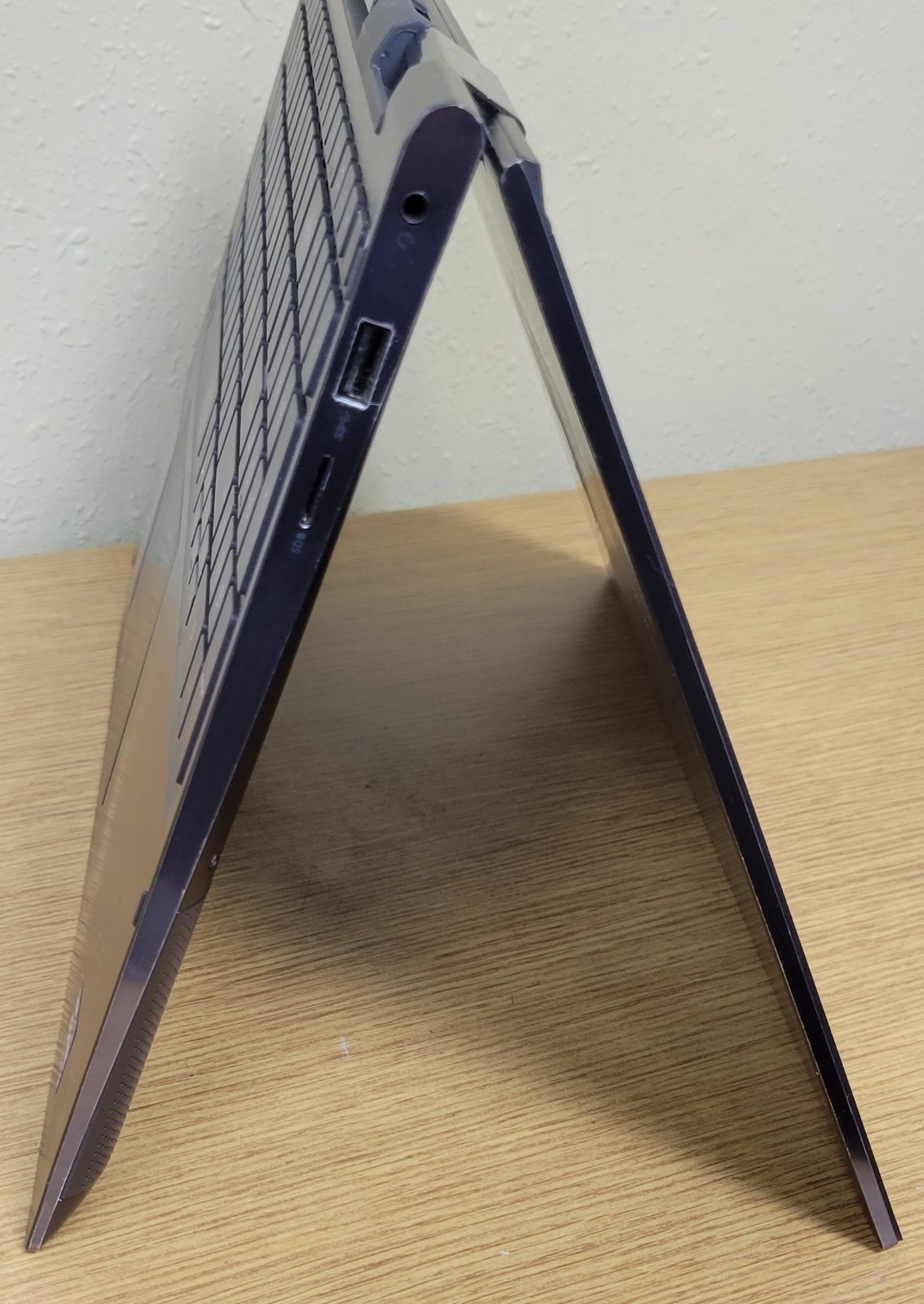 Dell Inspiron 7506 2-in-1 i7-1165G7 2.80GHz 16GB 256GB NVMe 4k Iris Max No OS