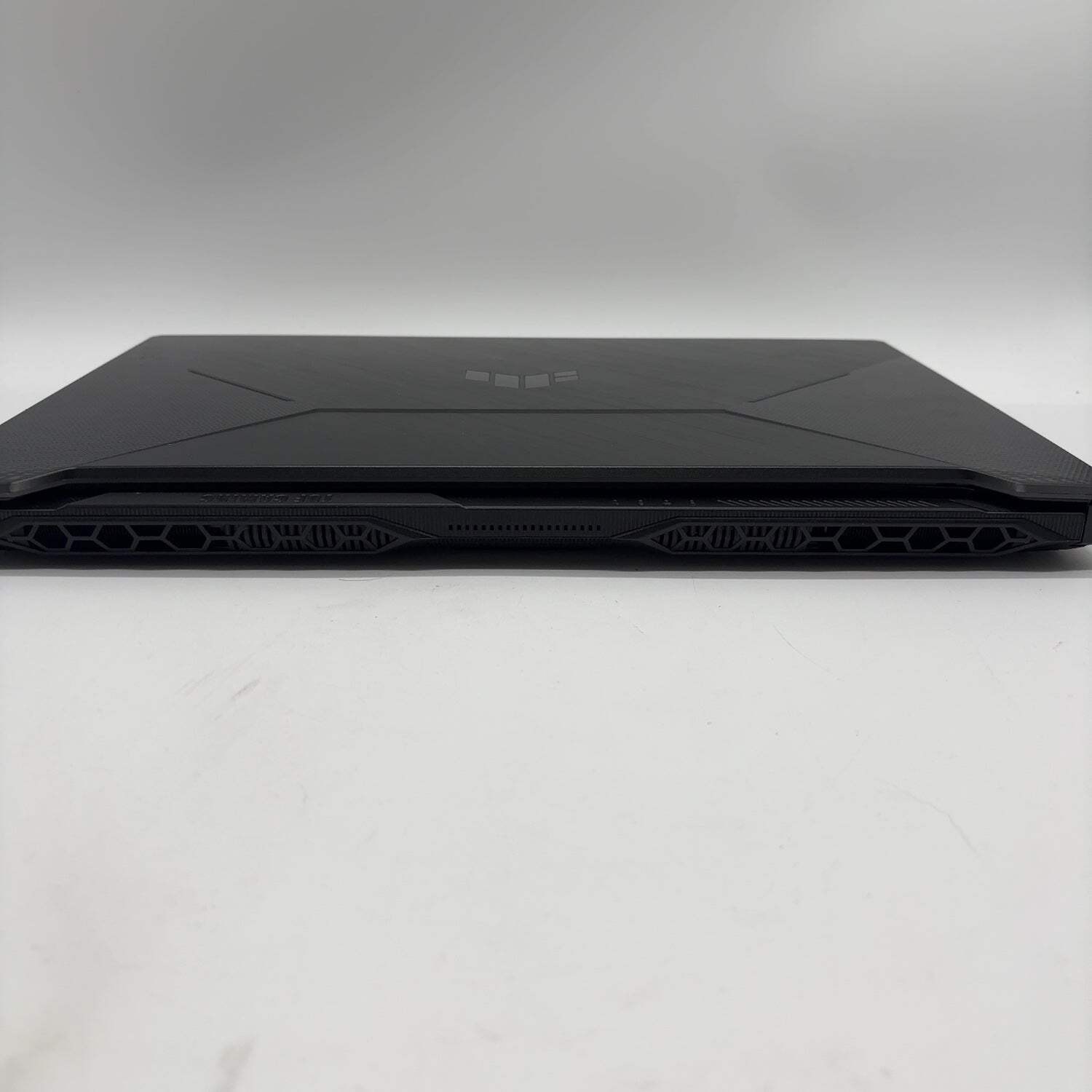 Asus TUF A17 17.3″ Ryzen 5 4600H 3.0GHz 8GB RAM 512GB SSD GeForce GTX 1650
