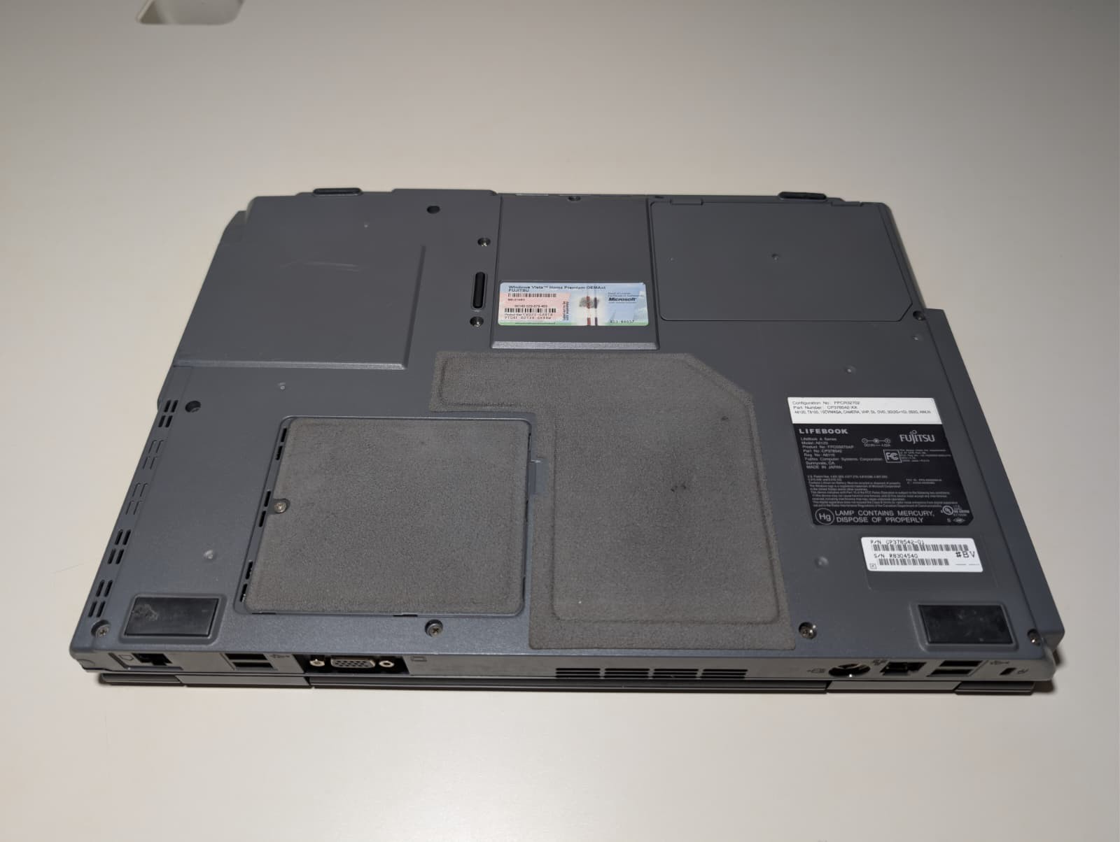 15″ FUJITSU LIFEBOOK A6120 | Core 2 Duo T8100 4GB RAM 500GB HDD | XP 32-Bit DVD