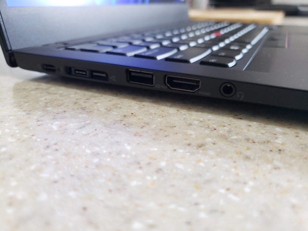13.3″ LENOVO THINKPAD X390 CORE i5-8365U 512GB SSD 8GB RAM WIN 11 PRO LAPTOP