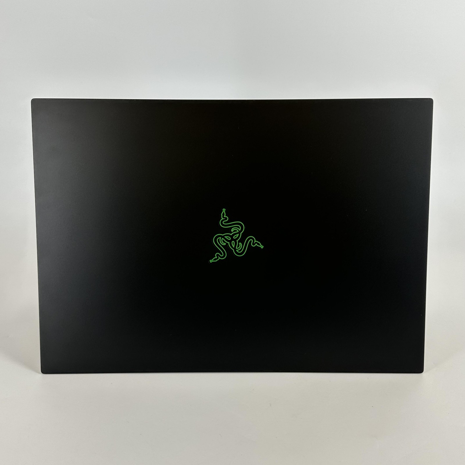 Razer Blade 16 QHD+ 2025 2.0 GHz Ryzen AI 9 365 32GB 1TB SSD RTX 5070 Very Good