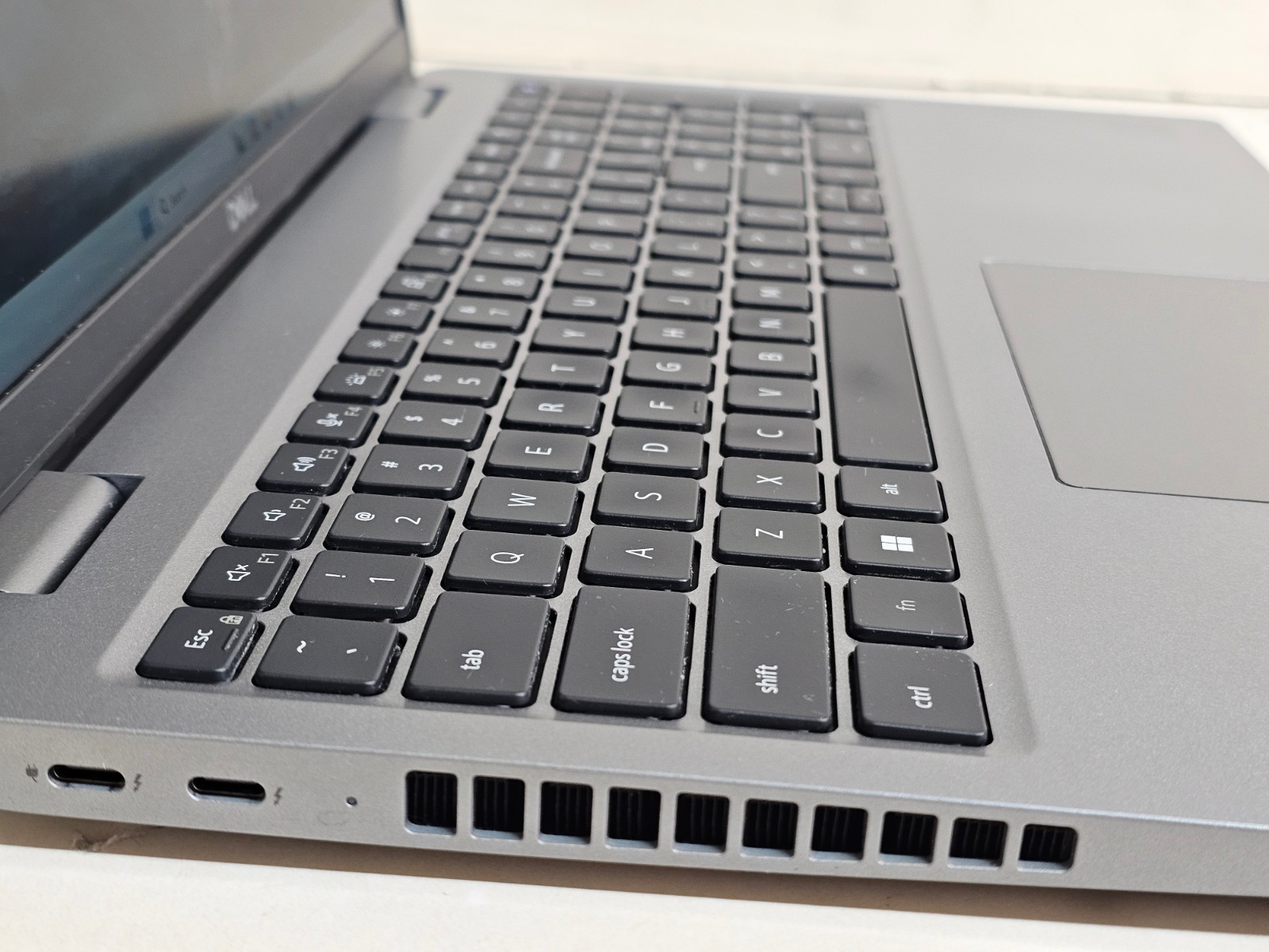 Dell Precision 3580 Laptop – i5-1335U 16GB 512GB SSD Webcam 15.6″ – Warranty 3