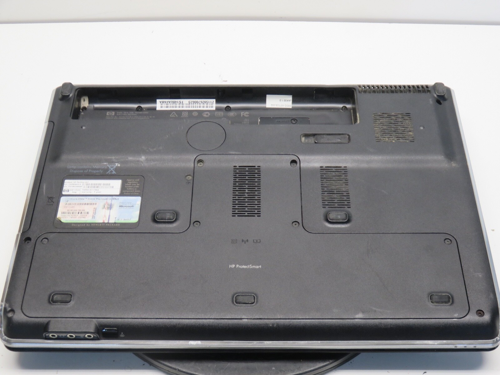 HP Pavilion dv7-1150us Intel Core 2 Duo CPU T5800 2.00GHz 4GB NO HDD No Batt