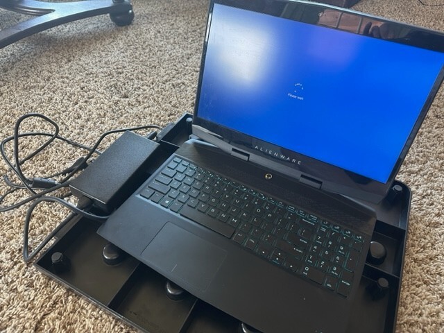Alienware M15 R1 15.6″ 8GB DDR4 Intel Core i7 8750H.