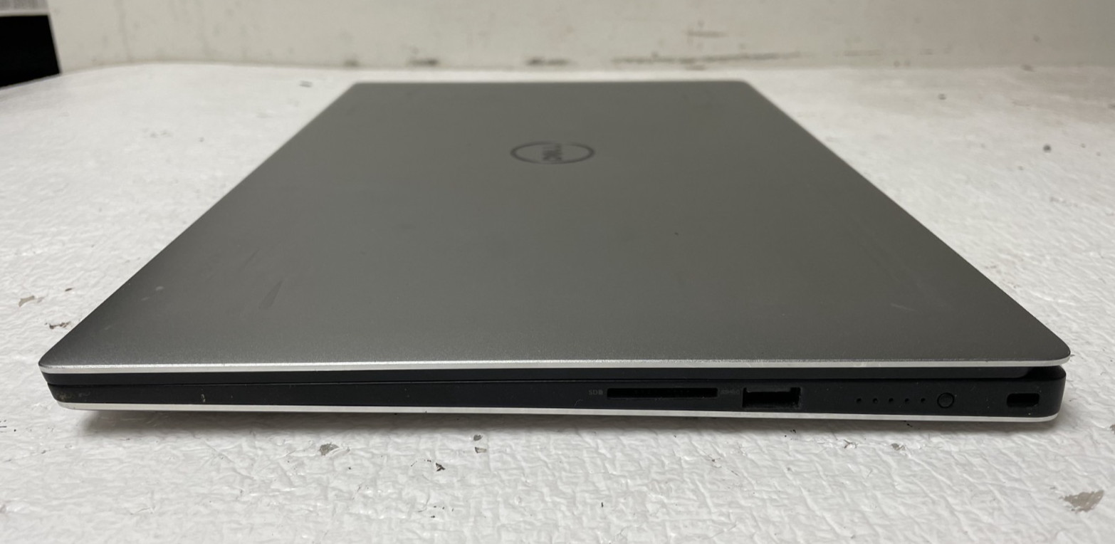 DELL XPS 15 9560 Intel Core i7-7700HQ @2.80GHZ 8GB RAM NO SSD For Parts *READ