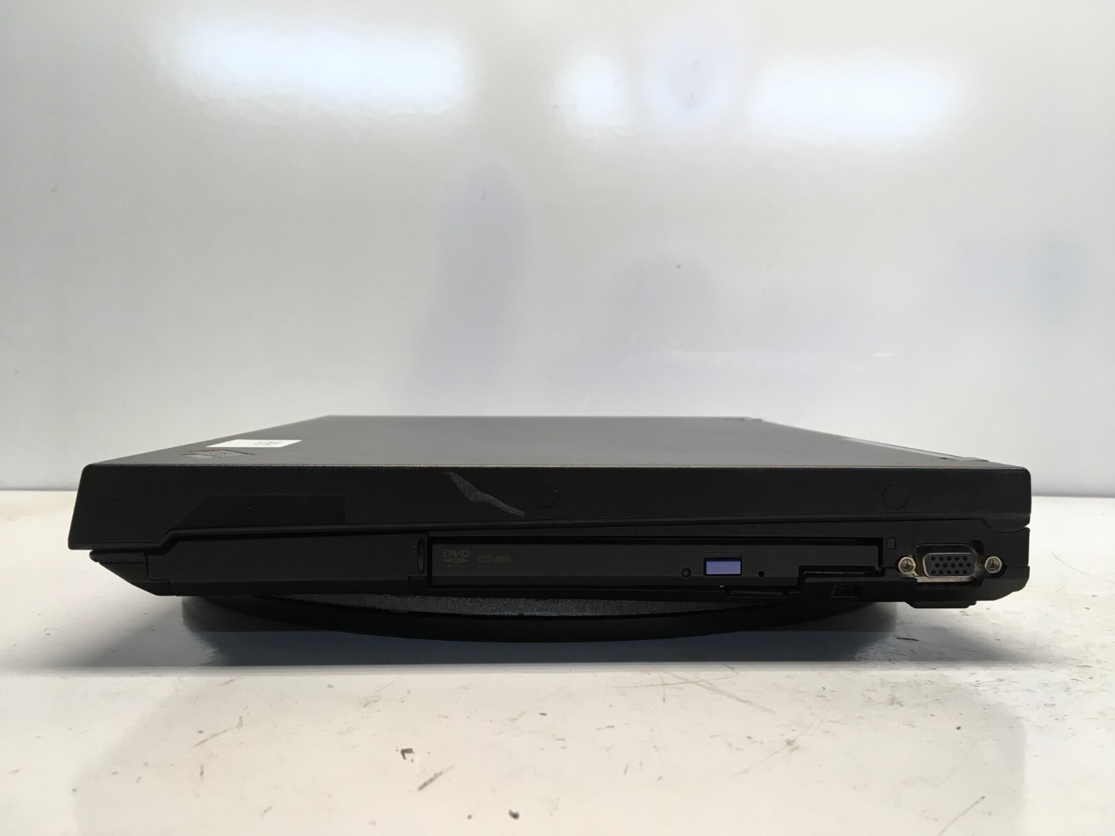 IBM ThinkPad R52 Intel Pentium M 1.86GHz 1 GB NO HDD – Dim Screen