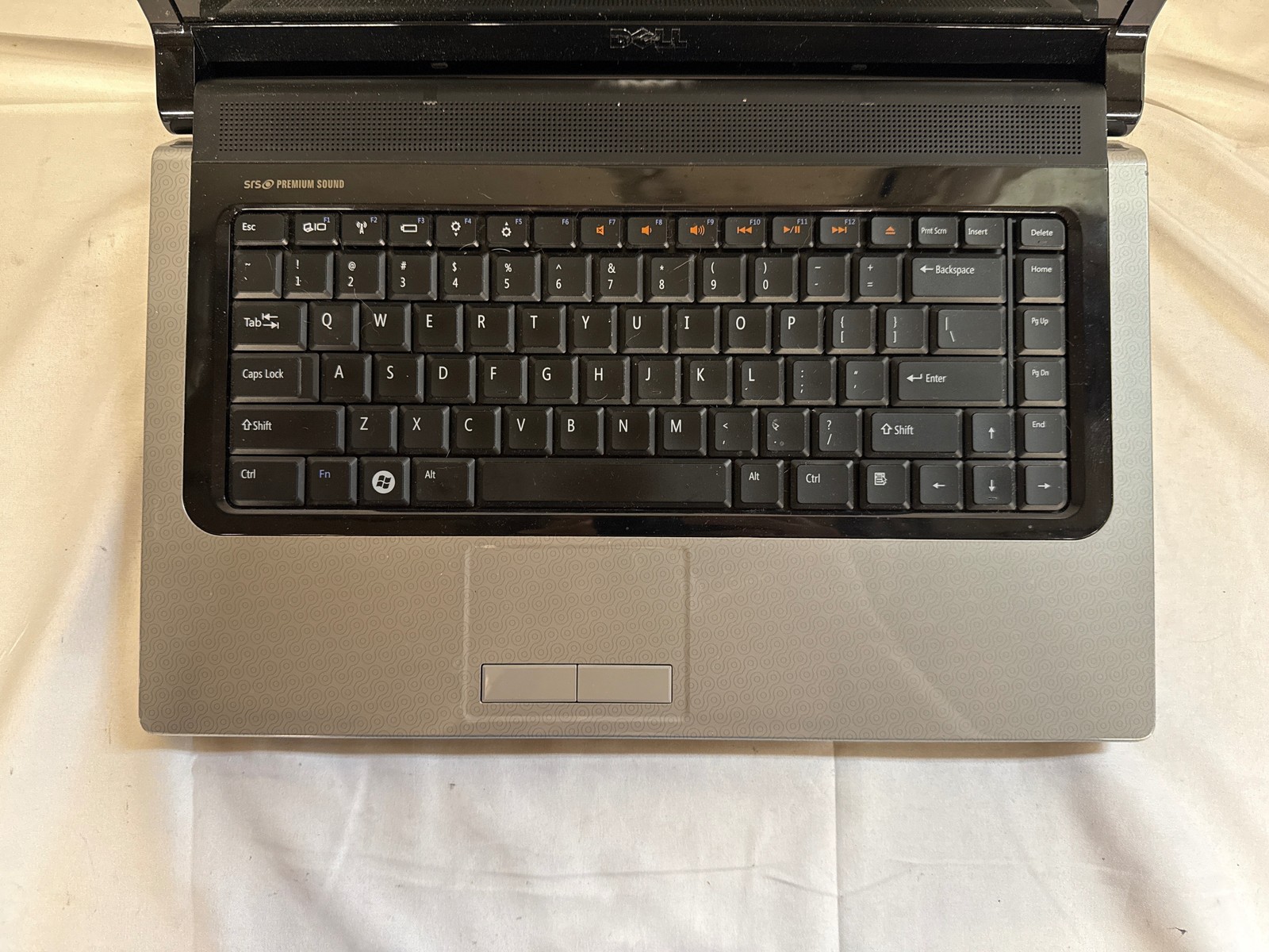 Dell Studio 1558 Intel Core i3 M 330 @ 2.13GHz 4 GB 320 GB 15.6″
