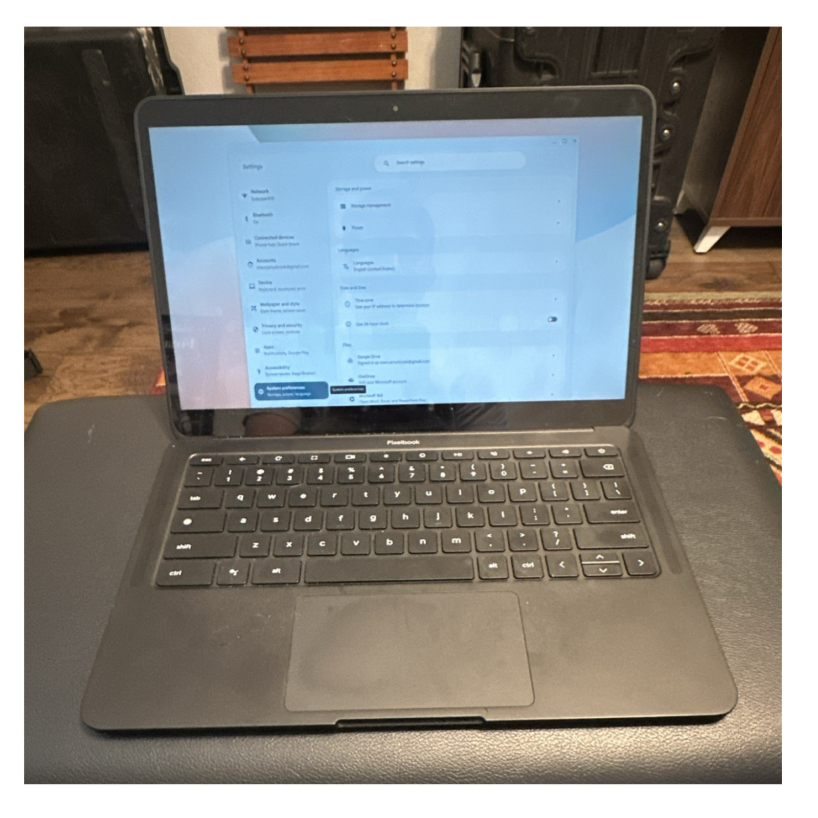 Google Pixelbook Chromebook Intel Core M3 8GB RAM 13.3″ Chrome OS Black