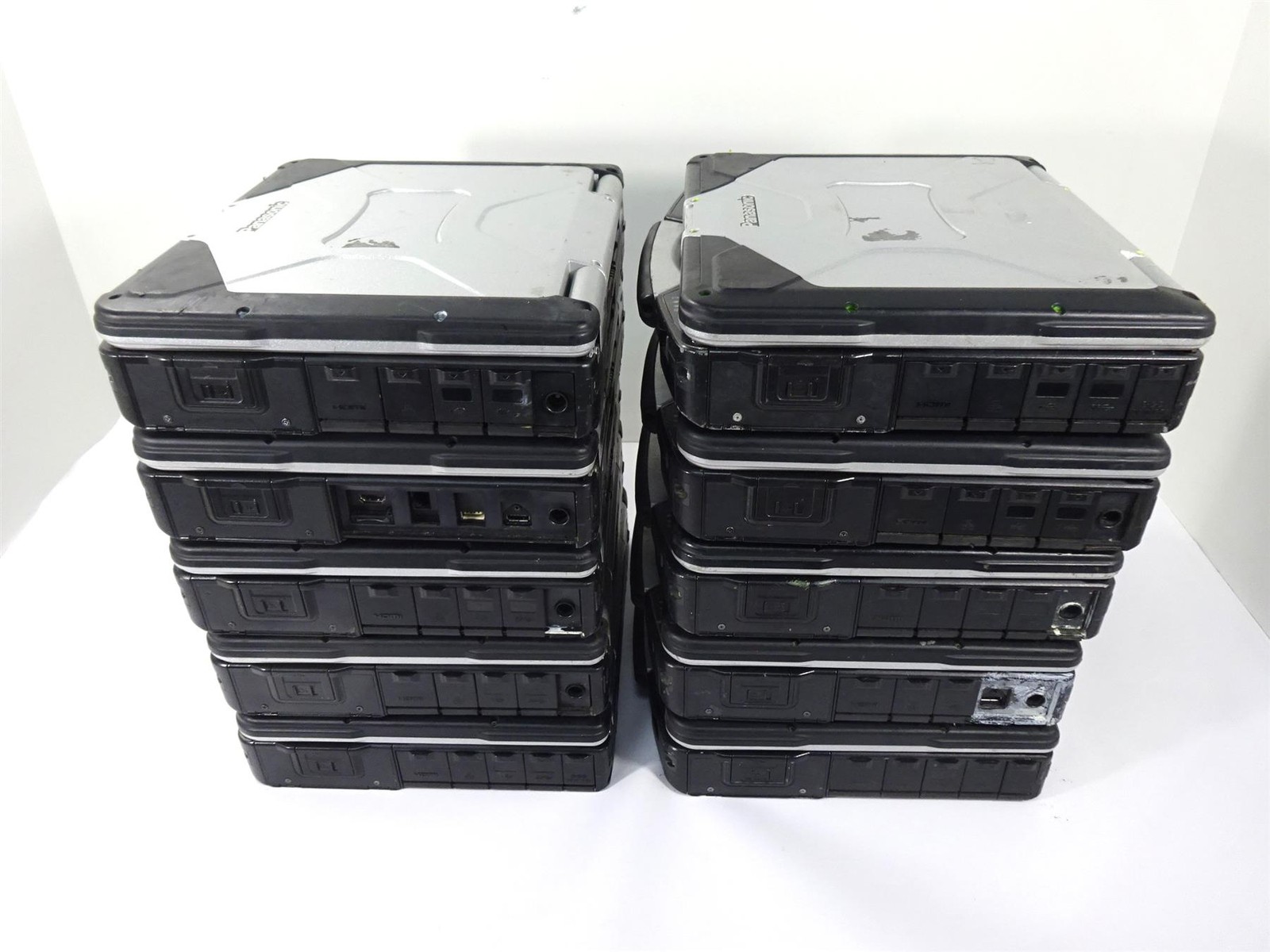 Lot 10 – Panasonic CF-31 Core i5-3340M 2.7GHz 4GB DDR3 – MK4 – No Hard Drive