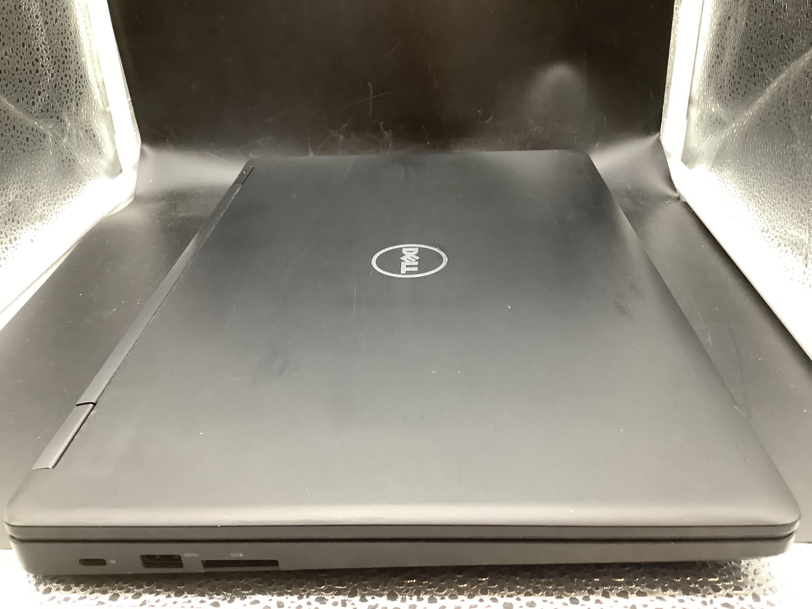 Dell Latitude 5580 Intel i7-7820HQ @ 2.9GHz 8GB RAM 250GB SSD Windows 11 Pro