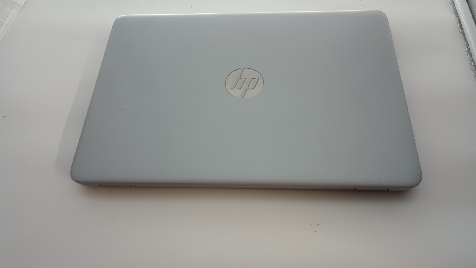 HP mt42.AMD Pro R6(10 Computercores).Radeon.8GB.128GB SSD.14″FHD.W11.Nice