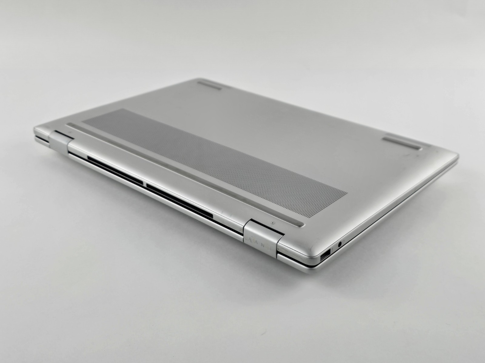 HP Envy x360 2-in-1 16″ Touch Ultra 5 125U 16GB 512GB SSD – Used
