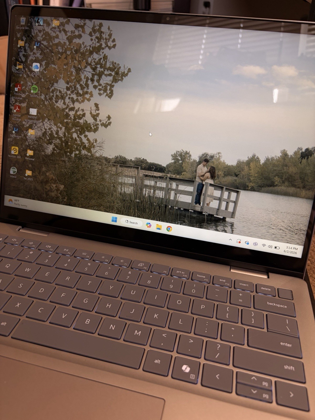 Dell 14 Plus 2-in-1 14″ Touchscreen Core Ultra 7 16GB 954GB SSD Blue