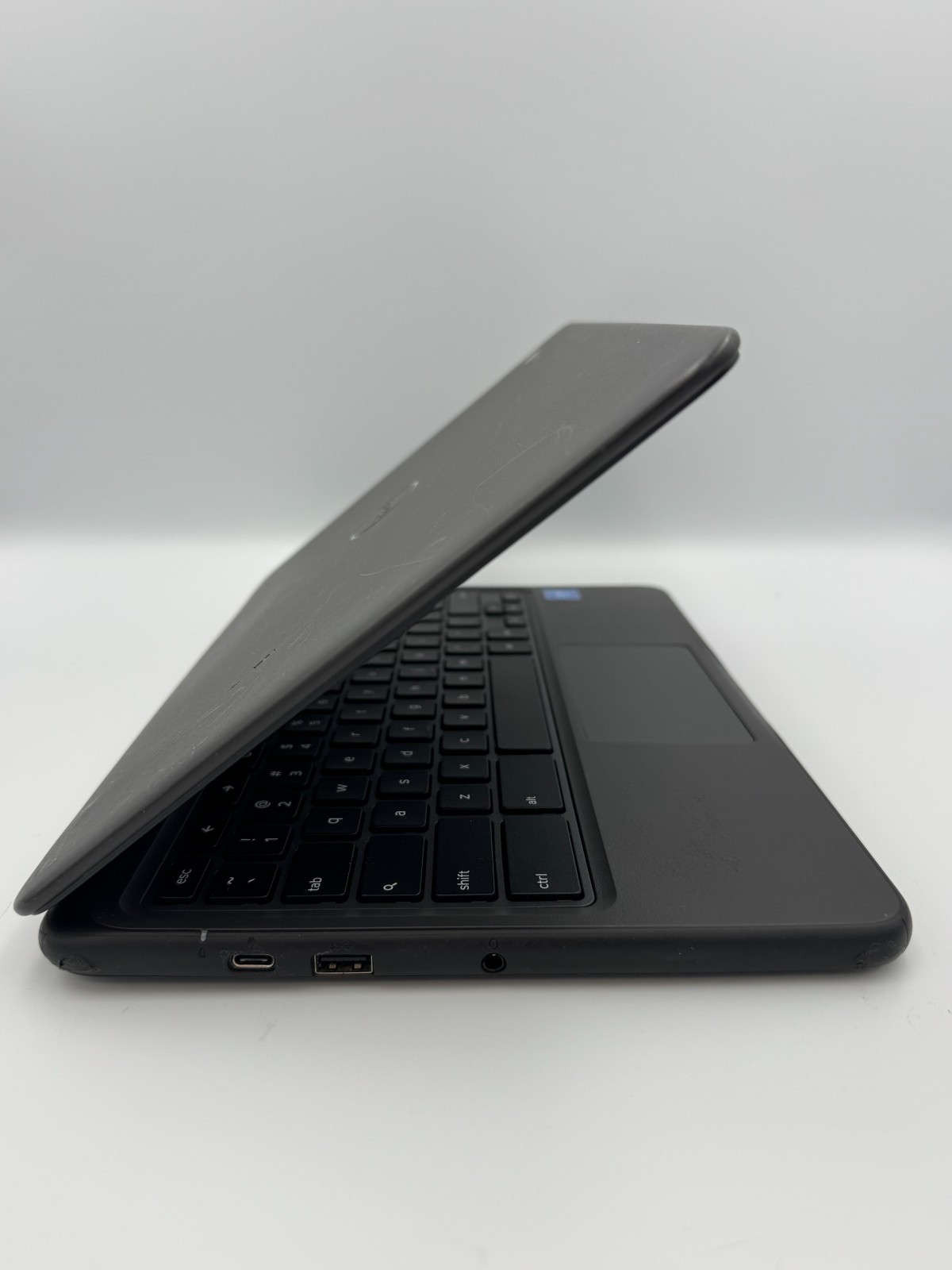 Dell Chromebook 3100 Intel Celeron N4000 CPU 1.10GHz 4GB 32GB eMMC