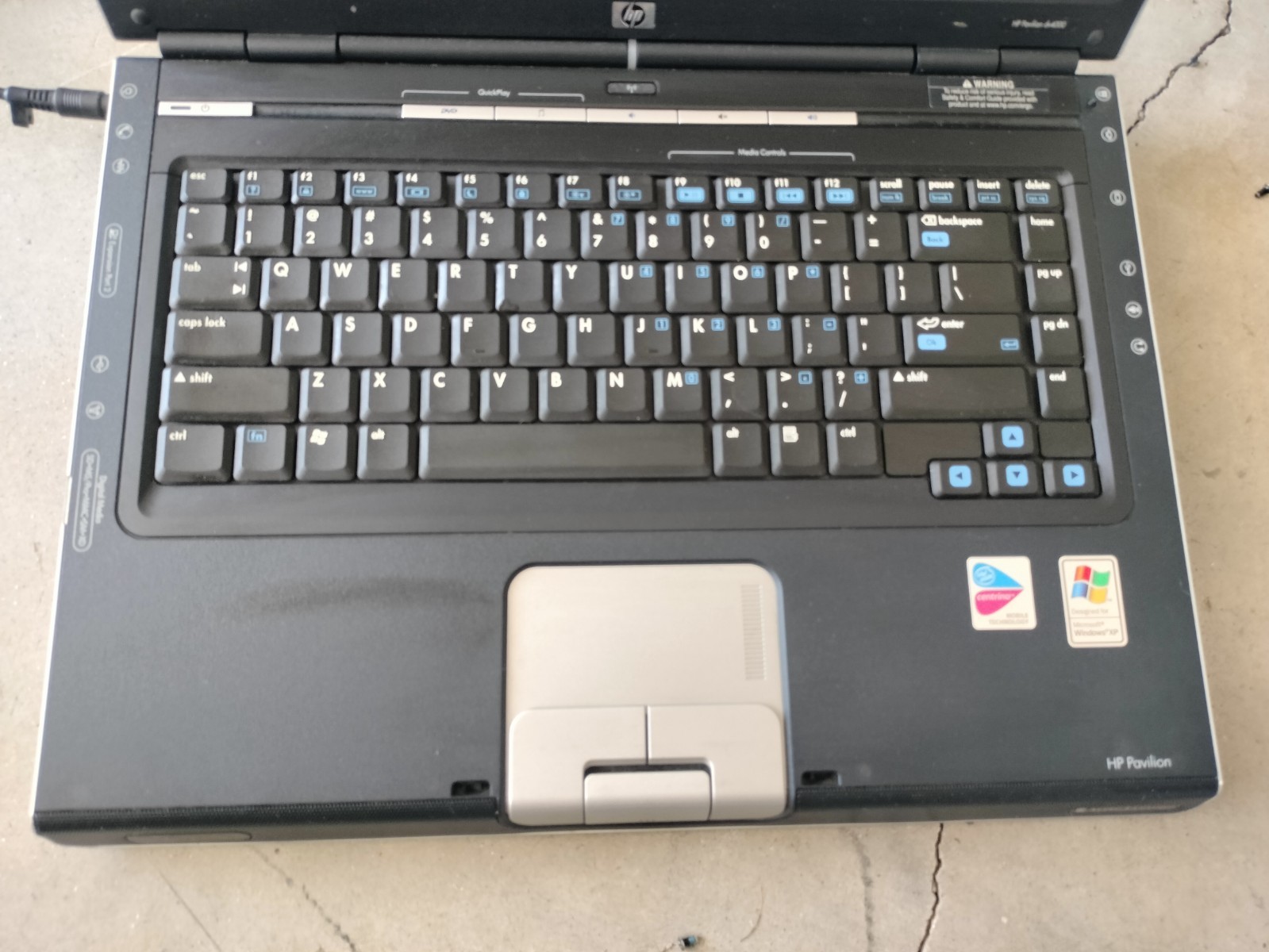 HP Pavilion dv4000 Intel Pentium M 1.80MHz 256MB No Hard Drive or Battery As is