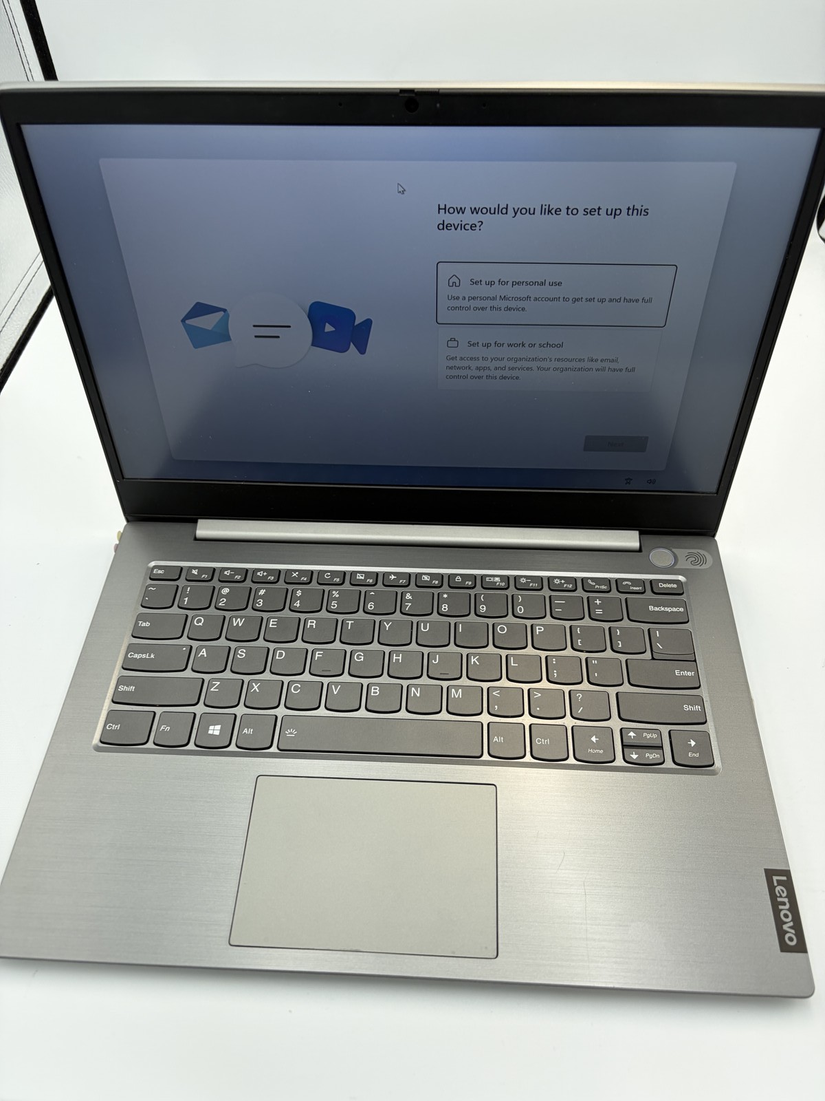 Lenovo ThinkBook 14 IML (2019) Intel(R) Core(TM) i5-10210U CPU @ 1.60GHz 8GB RAM
