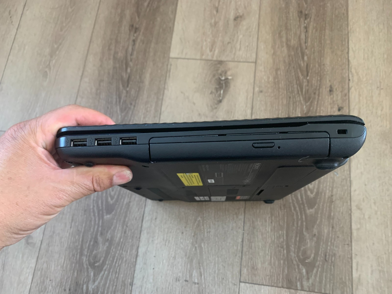 Sony PCG-61A14L VPCEG 14″ Intel Core i5-2450M 2.50GHz 8GB Ram 500GB HDD Win 10