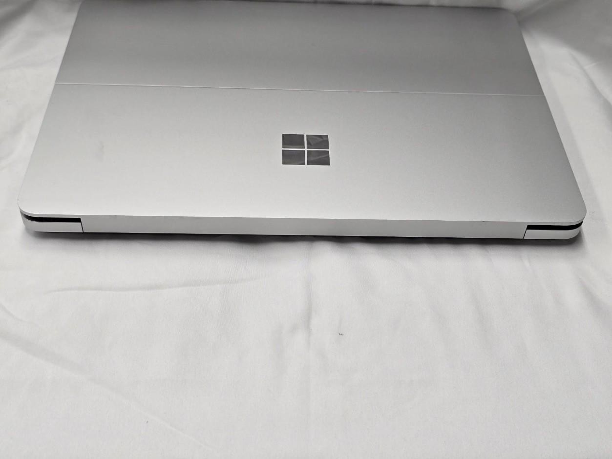 Microsoft Surface Laptop Studio 2 14.4” Touchscreen Laptop – 32 Gb / 1TB SSD *C